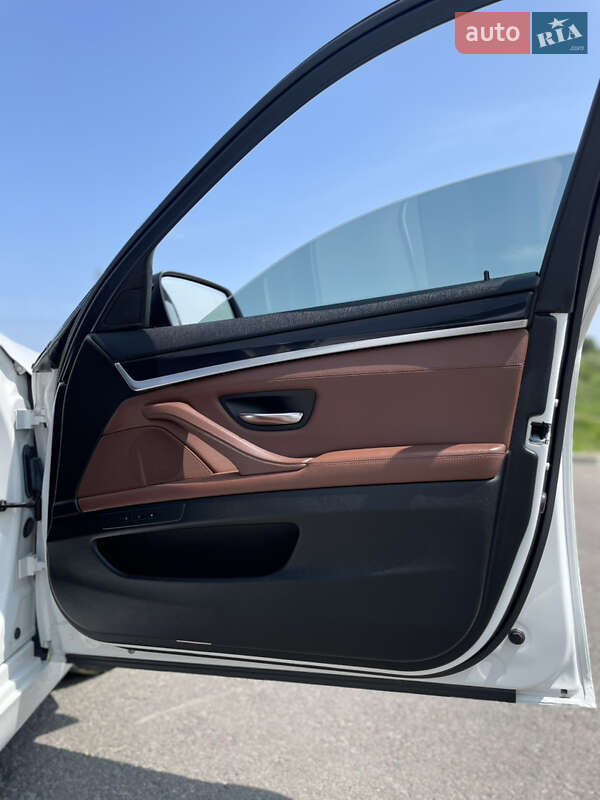 Универсал BMW 5 Series 2014 в Дрогобыче