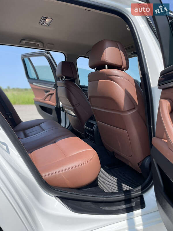 Универсал BMW 5 Series 2014 в Дрогобыче