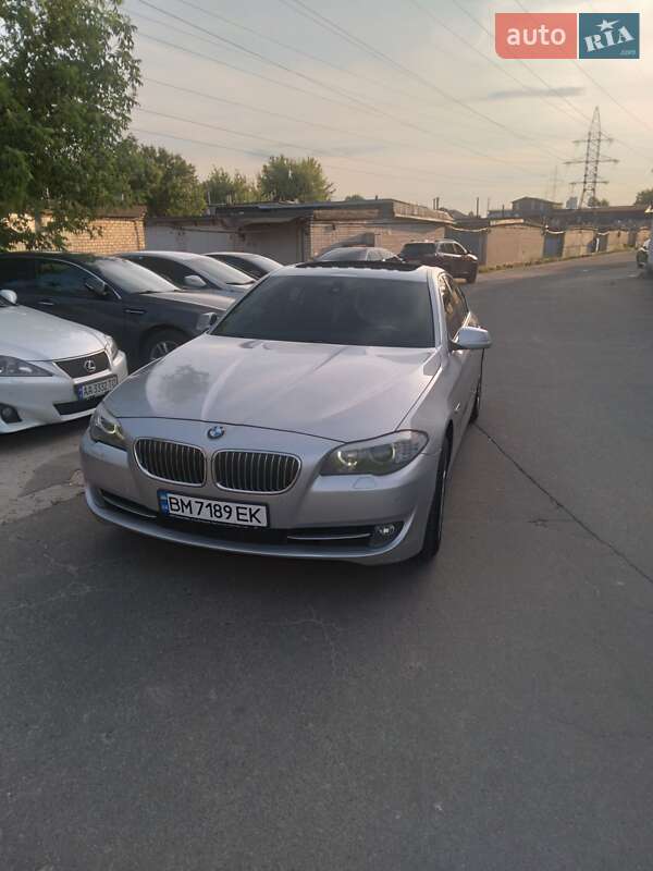 Седан BMW 5 Series 2011 в 