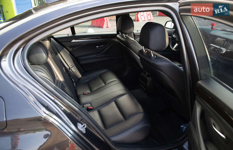 Седан BMW 5 Series 2014 в Славуті