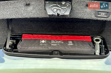 Седан BMW 5 Series 2011 в 