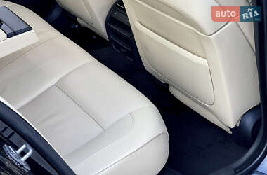 Седан BMW 5 Series 2011 в 