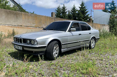 Седан BMW 5 Series 1990 в 