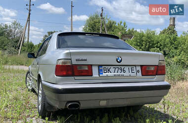 Седан BMW 5 Series 1990 в 