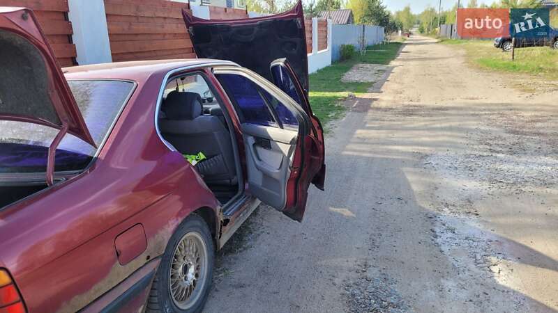 Седан BMW 5 Series 1994 в Броварах