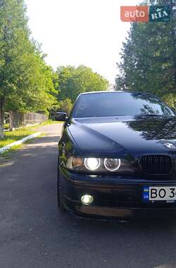 Седан BMW 5 Series 2000 в 