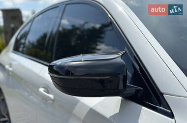 Седан BMW 5 Series 2020 в 