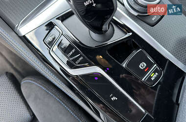 Седан BMW 5 Series 2020 в 