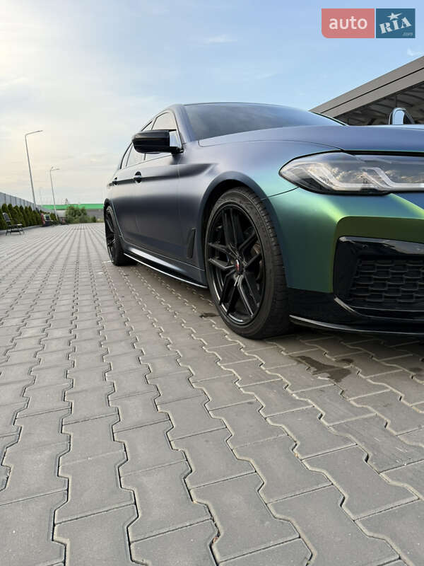 Седан BMW 5 Series 2017 в Дніпрі