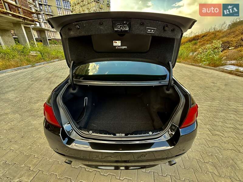 Седан BMW 5 Series 2013 в Одессе