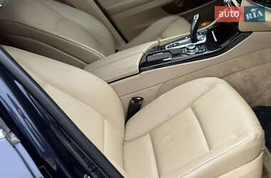 Седан BMW 5 Series 2012 в 