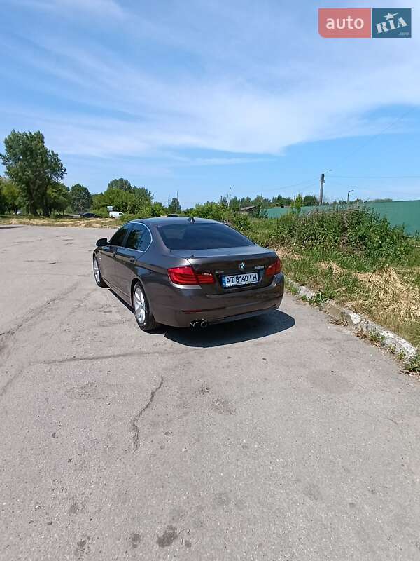 Седан BMW 5 Series 2013 в Ивано-Франковске