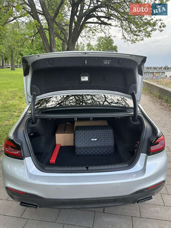 Седан BMW 5 Series 2017 в Киеве