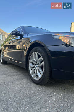 Седан BMW 5 Series 2008 в 