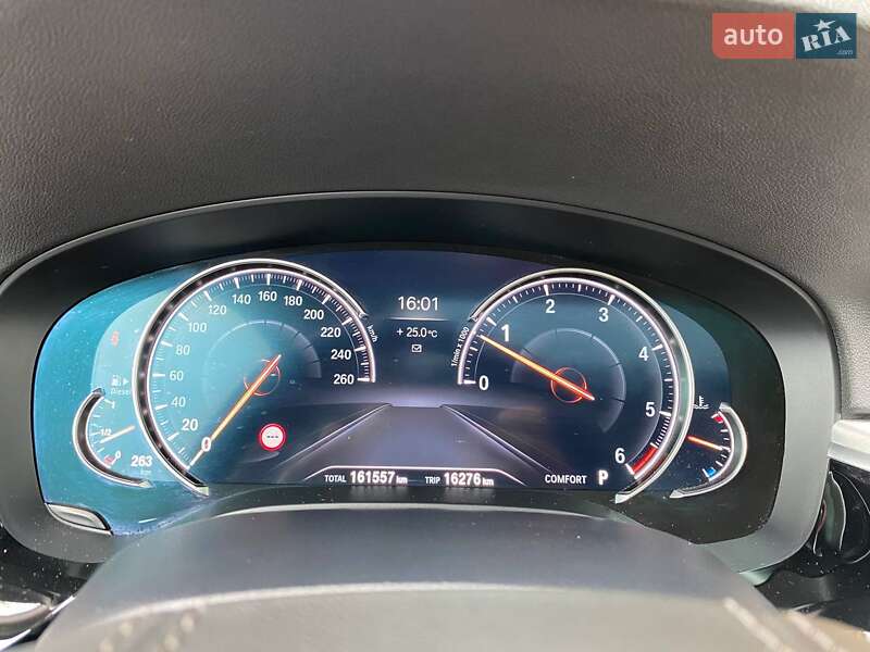 Седан BMW 5 Series 2017 в Хмельницком