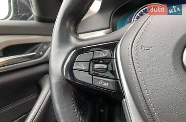 Седан BMW 5 Series 2017 в 
