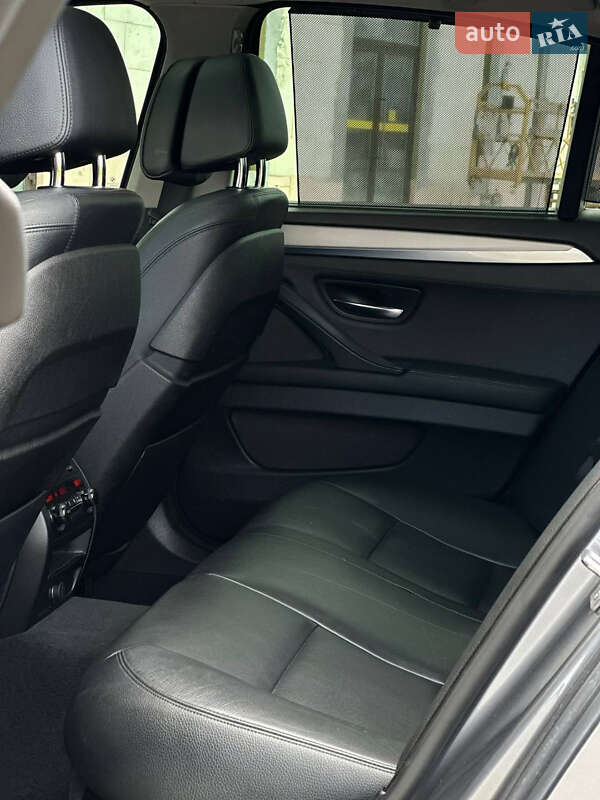 Седан BMW 5 Series 2015 в Киеве