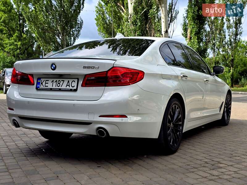 Седан BMW 5 Series 2018 в Києві