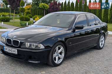 Седан BMW 5 Series 2001 в 
