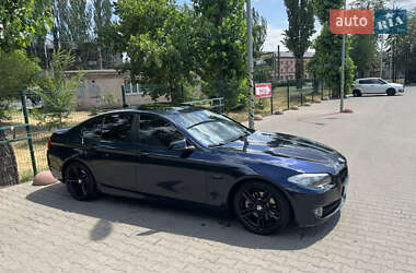 Седан BMW 5 Series 2013 в 
