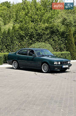 Седан BMW 5 Series 1993 в Тернополе