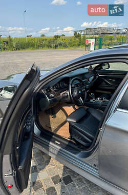 Седан BMW 5 Series 2010 в 
