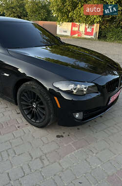 Седан BMW 5 Series 2011 в 