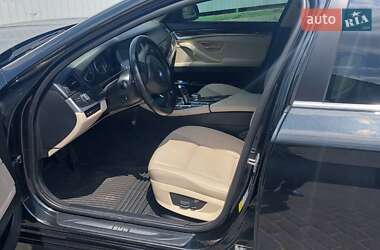 Седан BMW 5 Series 2012 в  фото 9 Седан BMW 5 Series 2012 в