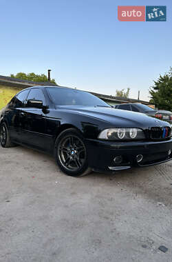 Седан BMW 5 Series 2002 в Нетешине