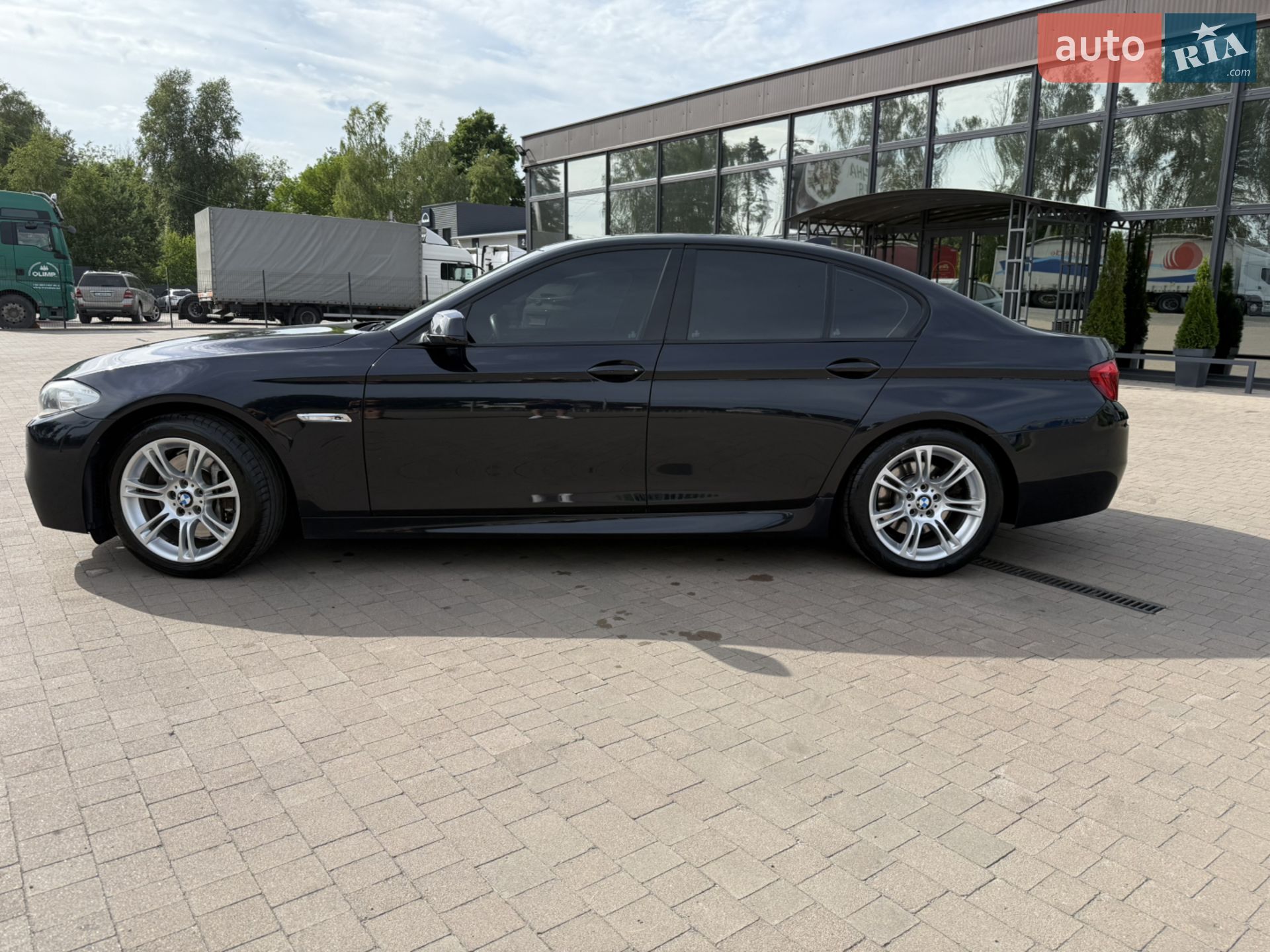 2011 BMW 5er - мініатюра 3