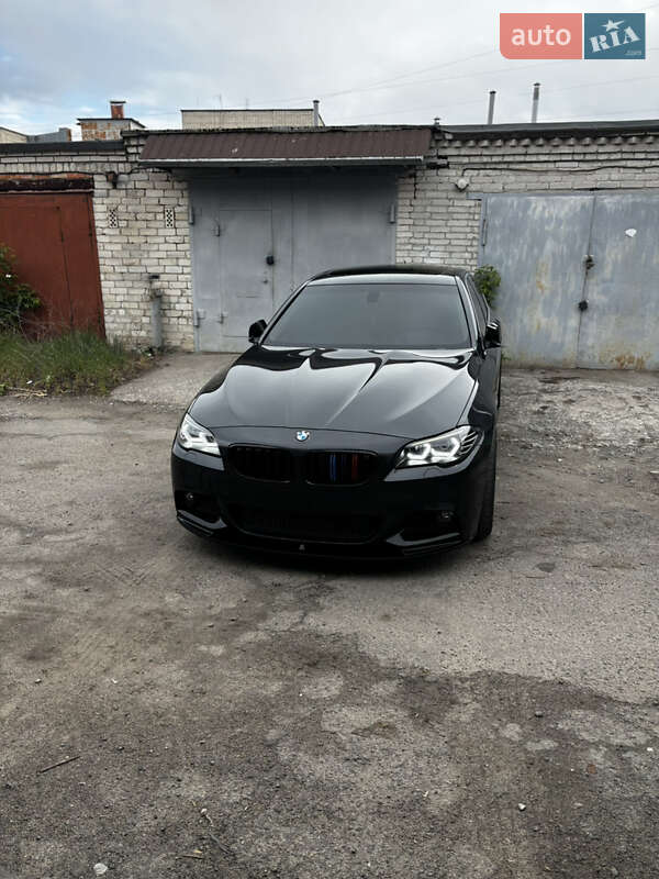 Седан BMW 5 Series 2011 в Хмельницькому