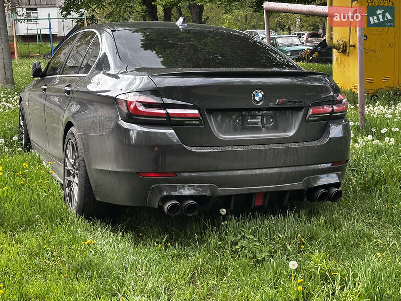 Седан BMW 5 Series 2011 в Хмельницькому