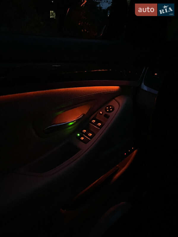 Седан BMW 5 Series 2011 в Дніпрі