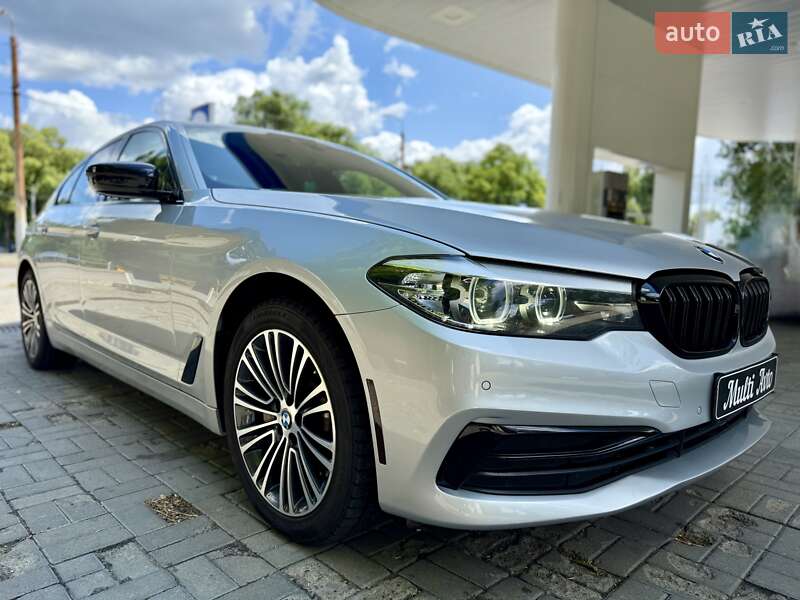 Седан BMW 5 Series 2019 в Днепре