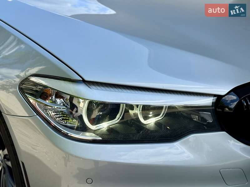 Седан BMW 5 Series 2019 в Днепре