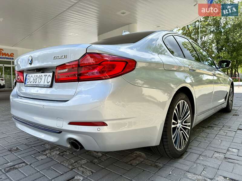 Седан BMW 5 Series 2019 в Днепре