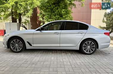 Седан BMW 5 Series 2019 в 