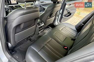Седан BMW 5 Series 2019 в 