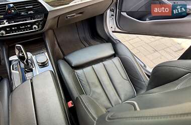 Седан BMW 5 Series 2019 в 