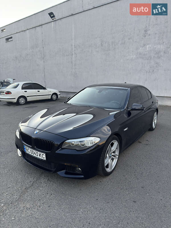 Седан BMW 5 Series 2013 в Львові