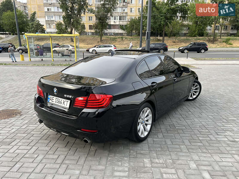 Седан BMW 5 Series 2014 в Дніпрі