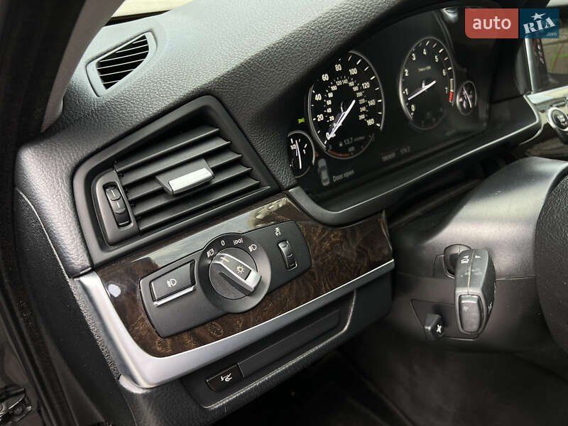 Седан BMW 5 Series 2014 в Дніпрі