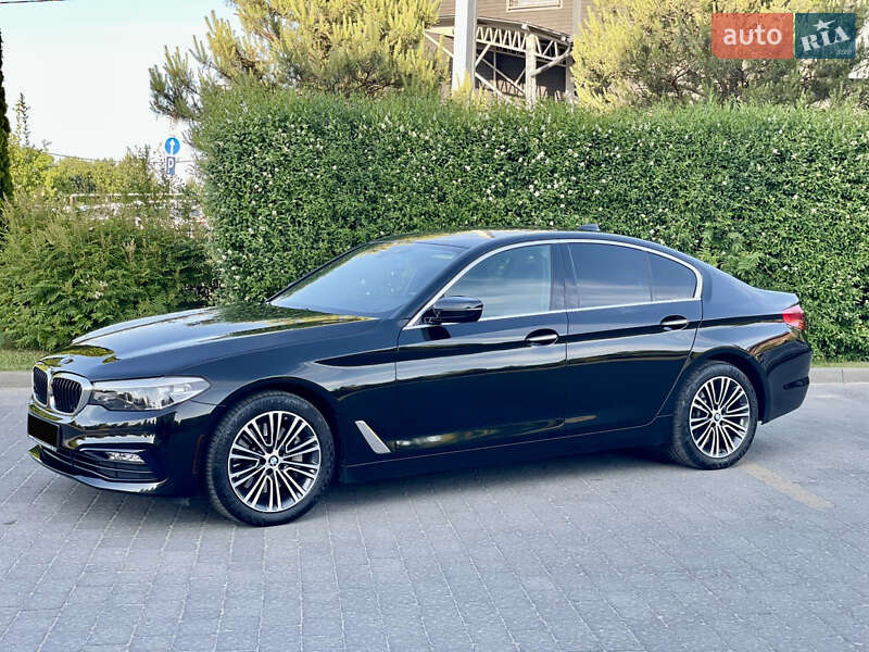 Седан BMW 5 Series 2018 в Львові