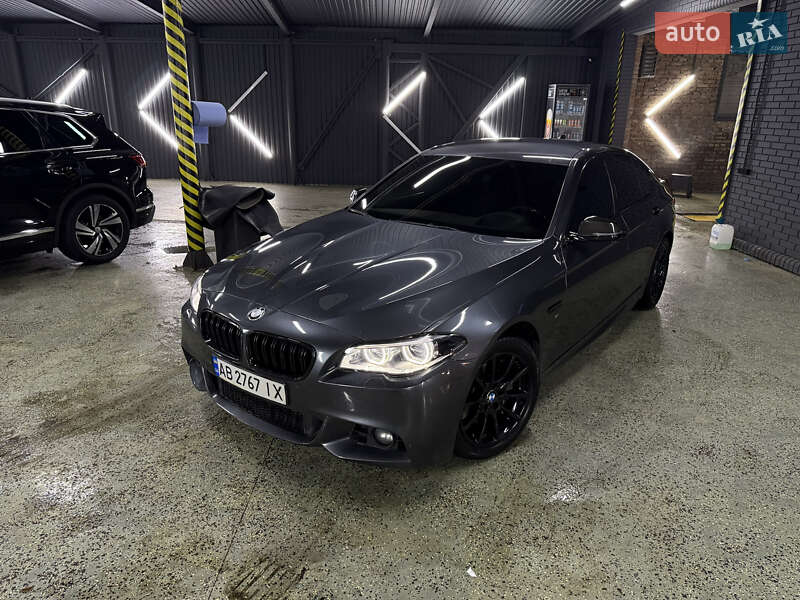 Седан BMW 5 Series 2016 в Кривому Розі