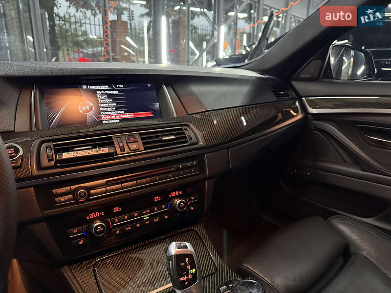 Седан BMW 5 Series 2016 в Кривому Розі