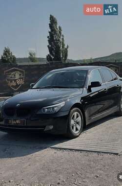 Седан BMW 5 Series 2009 в Вендичанах