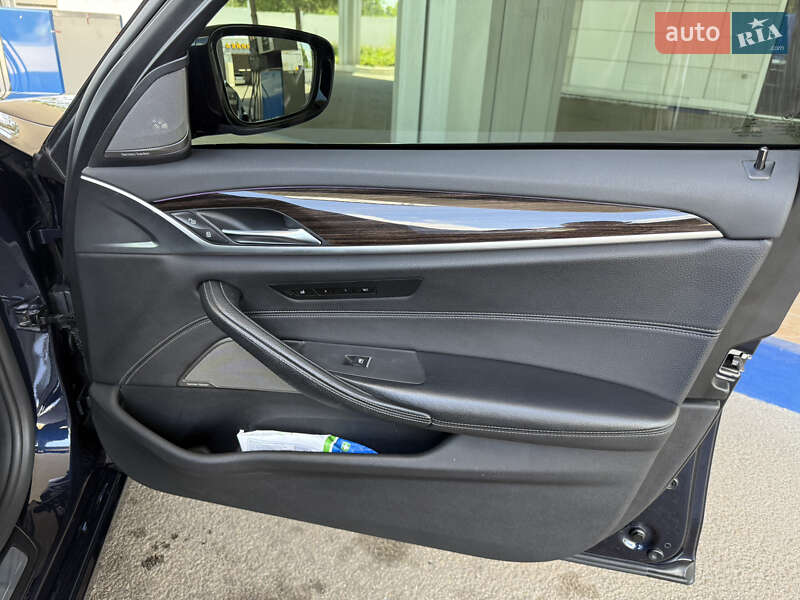 Седан BMW 5 Series 2017 в Днепре фото 12 Седан BMW 5 Series 2017 в Днепре