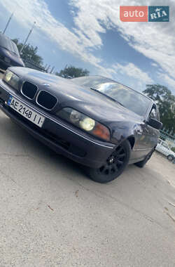 Седан BMW 5 Series 1996 в Дніпрі