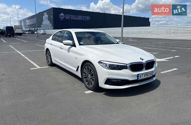 Седан BMW 5 Series 2017 в Львові