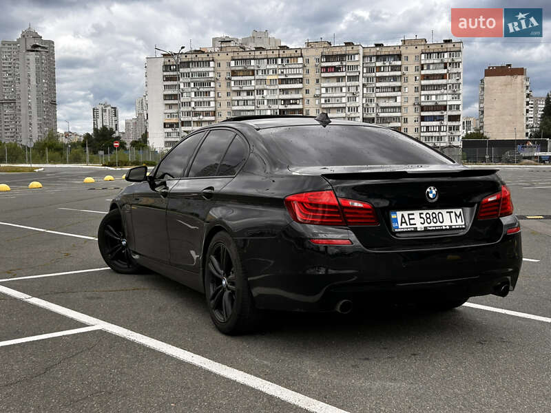 Седан BMW 5 Series 2014 в Києві
